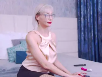 Bongacams Live Sex Cam of LoreneMoonlight