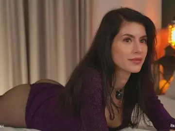 Bongacams Live Porn of alyonaqueen