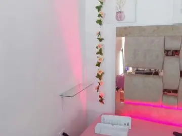 Bongacams Watch Live Sex Cams of Natasha-Adams