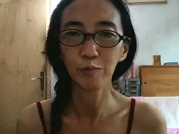 Bongacams Adult Video Chat of bee077