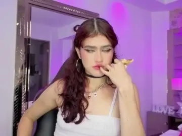 Bongacams Watch Live Sex Cams of AlissMoon