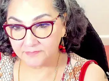 Bongacams Watch Live Sex Cams of cataleya-mom