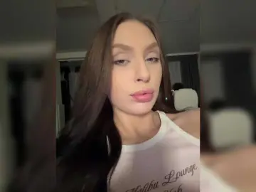 Bongacams Watch Live Sex Cams of PARTYNEXTNEXT