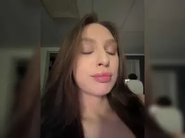 Bongacams Nude Webcam of PARTYNEXTNEXT