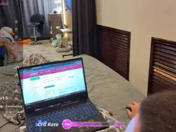 No-Face-Guy from bongacams