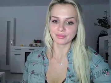 Bongacams Watch Live Sex Cams of Cornelia22hot