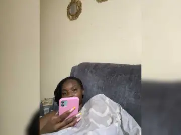 Bongacams Private Sex Chat of Curvy-maxy9