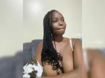 Bongacams Adult Video Chat of Curvy-maxy9