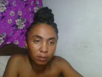 Bongacams Sex Cam of EvahMorgane