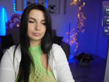 Bongacams Nude Webcam of Swarowskaya