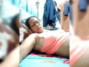 Bongacams Free Live Porn of Chatty22