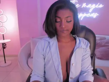 Bongacams Live Porn of SavannahStorm