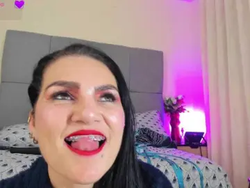 Bongacams Free Live Porn of scarlethit