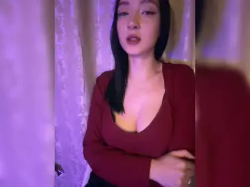 Bongacams Live Sex Cam of WeQueen-