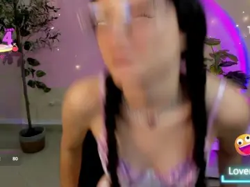 Alexa-Daddario from bongacams