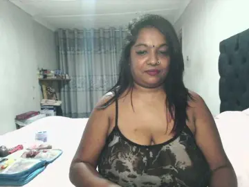 Bongacams Nude Webcam of Indianmayaxoxo