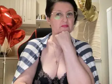 Bongacams Adult Webcams of HotMilfPussy