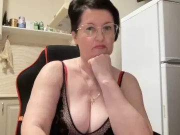 Bongacams Private Sex Chat of HotMilfPussy