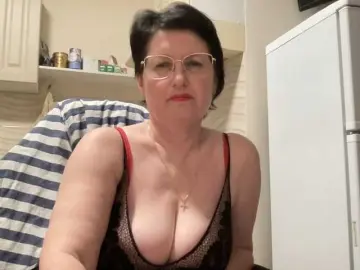 Bongacams Live Sex of HotMilfPussy
