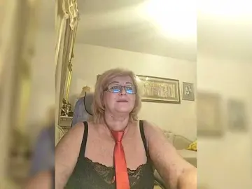 Bongacams Watch Live Sex Cams of KarinkaSweet