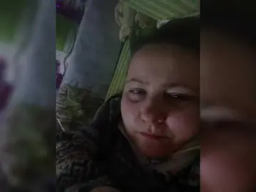 Bongacams Nude Webcam of Fox981