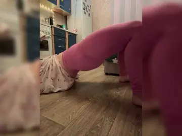 Bongacams Live Porn of LittleDelora