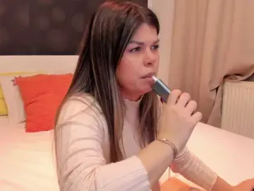 Bongacams Adult Webcam of ELLY2