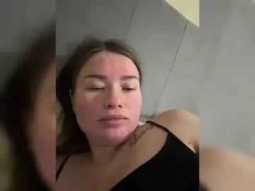 Bongacams Sex Cam of ViollaSweetA