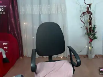 --Nicol-- from bongacams