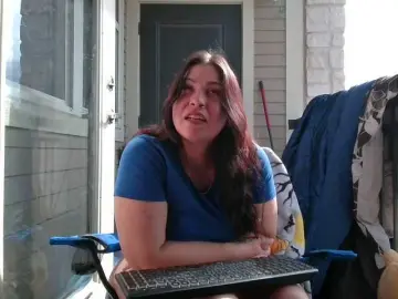 0hThicCums from bongacams