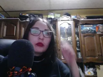 Bongacams Free Porn Cam of RinaNEUCH777