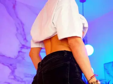 Bongacams Live Sex of EllyLynn