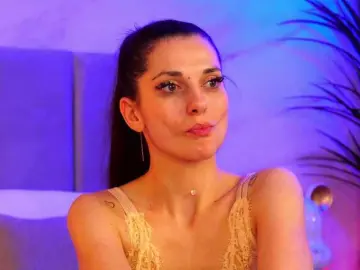 Bongacams Live Porn of EllyLynn