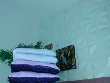 Bongacams Best live sex cam show of Hellen-Sky