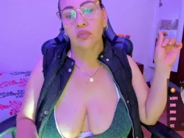 Bongacams Live Sex of esmeraldamilf