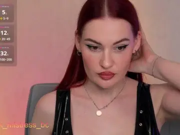 Bongacams Adult Webcams of FemdomJOI