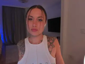 Bongacams Sex Cam of Foxe-Sailey