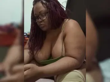 Lilith826 from bongacams