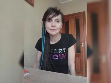 Bongacams Adult Video Chat of Hellenalonenochka