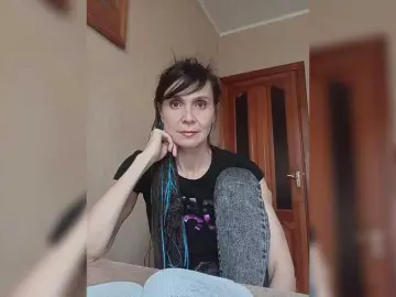 Bongacams Adult Webcam of Hellenalonenochka