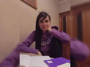 Bongacams Adult Video Chat of Hellenalonenochka