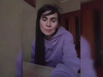 Hellenalonenochka from bongacams