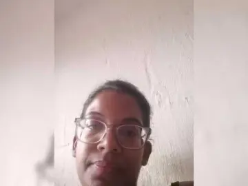 Bongacams Watch Live Sex Cams of IndianBeaut