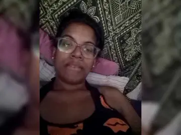 Bongacams Sex Cam of IndianBeaut