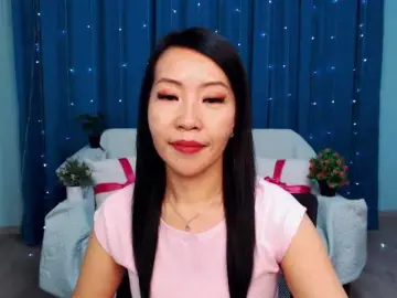 Sarahsexygirl from bongacams