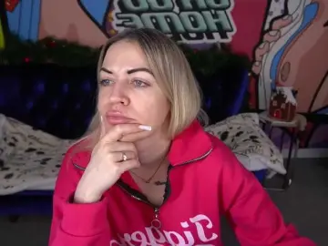 AnnaRayss from bongacams