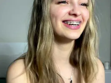 Bongacams Free Live Porn of cute-honey