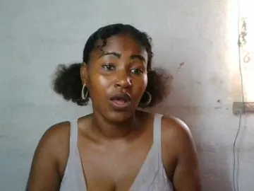 Aldah1 from bongacams