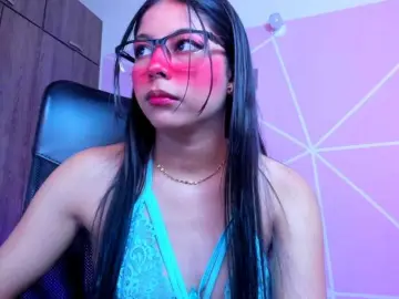 Bongacams Nude Webcam of ALYSSON18