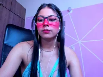 Bongacams Live Sex of ALYSSON18